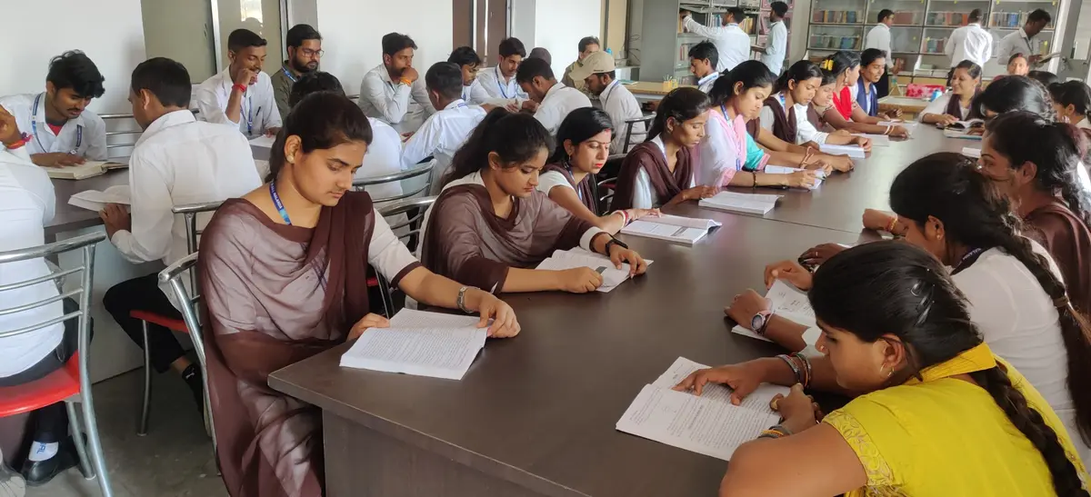 Mahabodhi Mahavidyalaya: campus photo 3