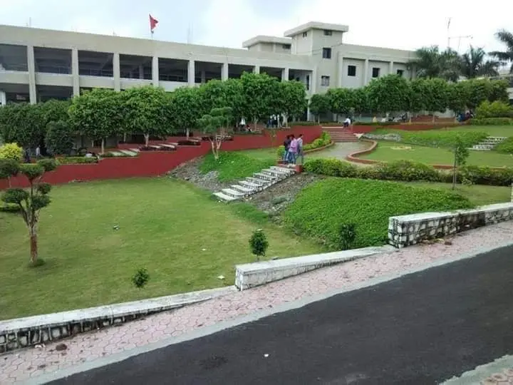 Mahakal Institute of Technology: campus photo 3