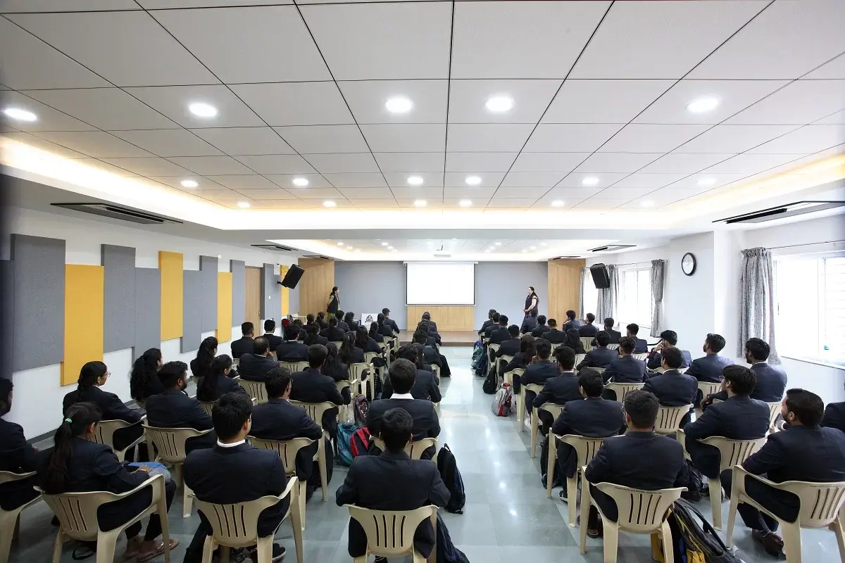 Maharashtra Education Societys Institute of Management and Career Course IMCC campus photo 1