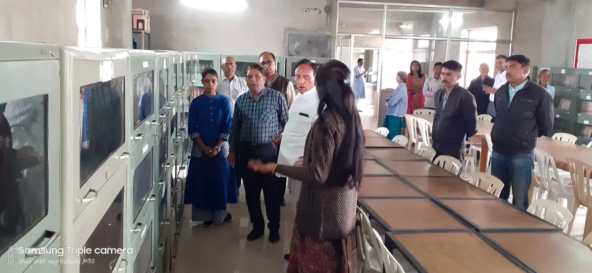 Maharishi Dayanand Law College: campus photo 5