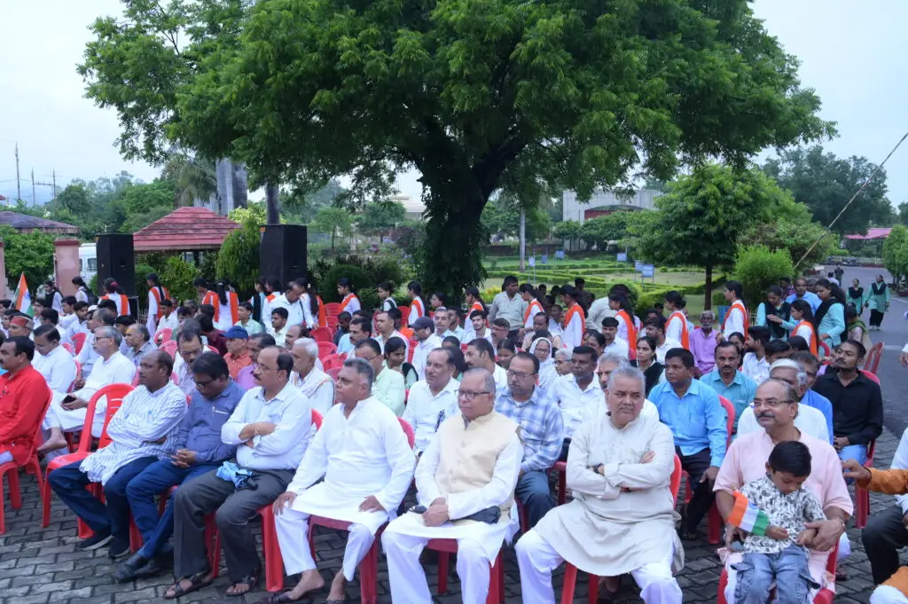 Mahatama Gandhi Gramodaya Vishwavidyalaya, Chitrakoot: campus photo 4