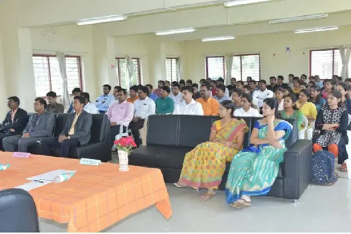 MAHATAMA JYOTIBA PHULE EDUCATION TRUSTs S N G INSTITUTE OF MANAGEMENT & RESEARCH campus photo 2