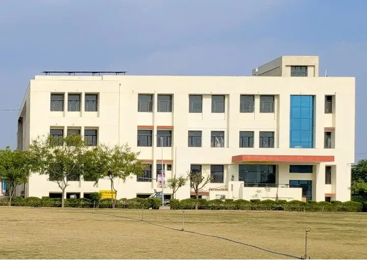 Mahatma Gandhi Engineering College: campus photo 4
