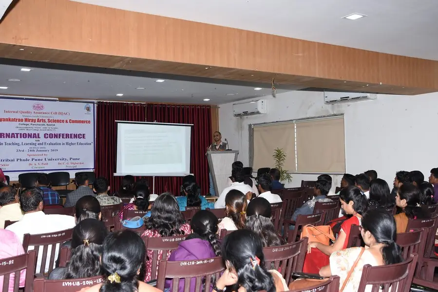 Mahatma Gandhi Vidyamandir's Samajshree Prashantdada Hiray Arts, Science & Commerce College: campus photo 8