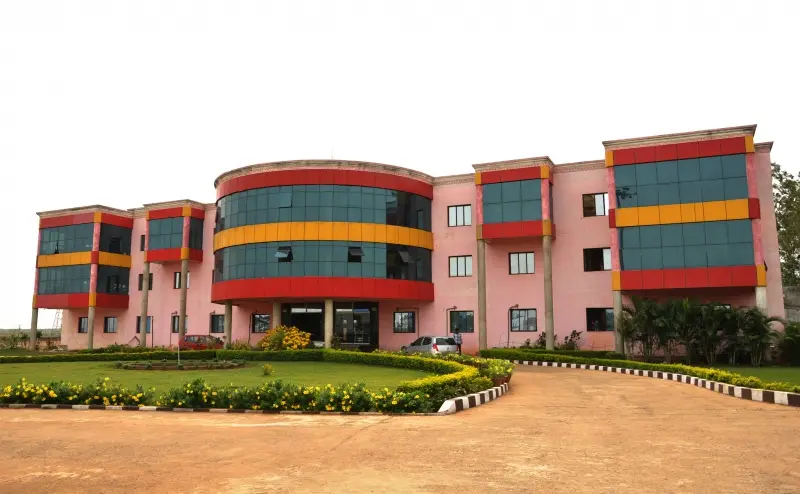 Mahavir Institute of Engineering and Technology: campus photo 1