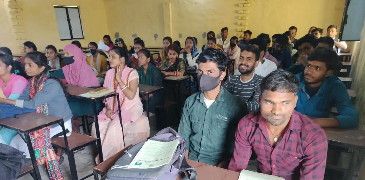 Mahavir Upadhyay Memorial Degree College Dhaka East Champaran: campus photo 4