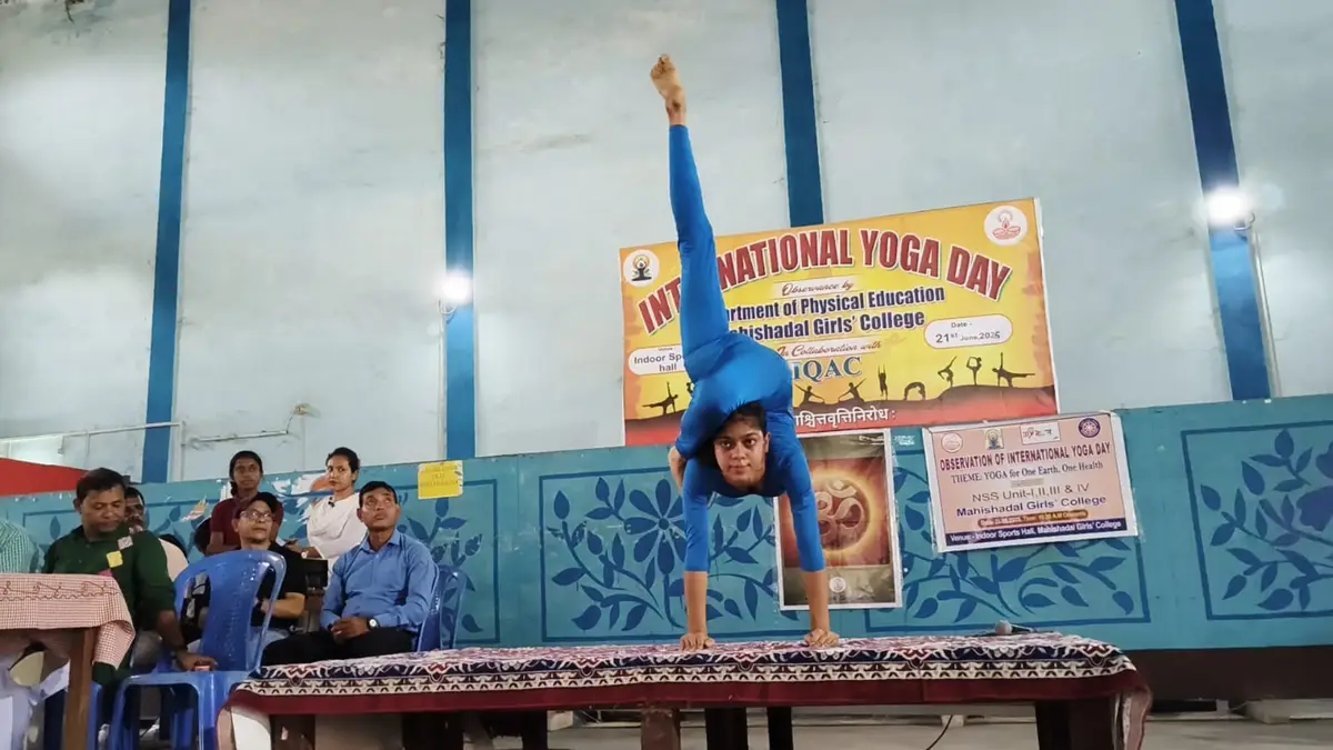 Mahishadal Girl's College: campus photo 6