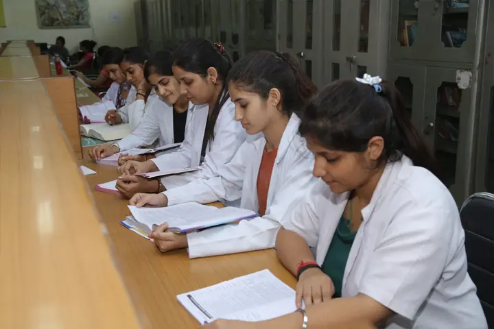 Mai Bhago Ayurvedic College (For Women): campus photo 2