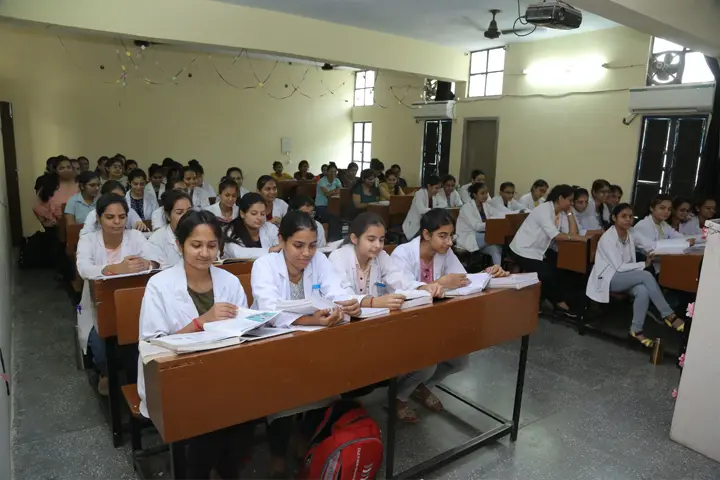Mai Bhago Ayurvedic College (For Women): campus photo 7