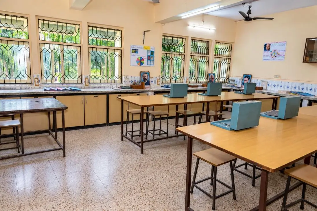 Manjara Charitable Trusts College of Education And Research Sector four Airoli Navi Mumbai: campus photo 6
