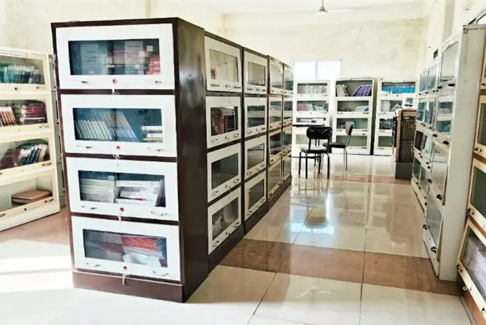 Mansarovar Dental College Kolar Road: campus photo 5