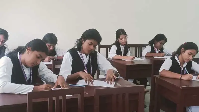 Mar Ivanios Law College: campus photo 3