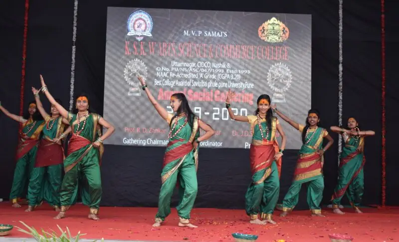 Maratha Vidya Prasarak Samaj's Karmaveer Shantarambapu Kondaji Wavare Arts: campus photo 8
