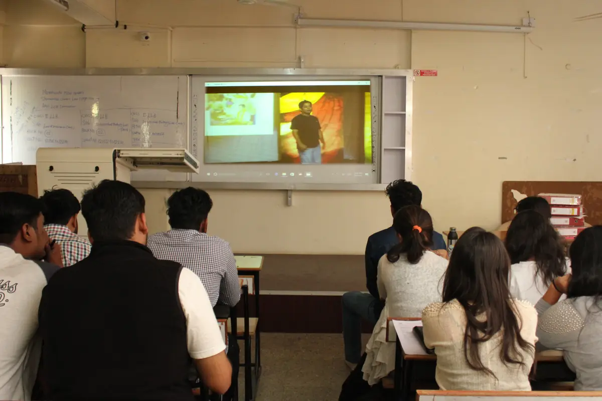 Marathwada Mitra Mandal's Shankarrao Chavan Law College, Pune 4: campus photo 7