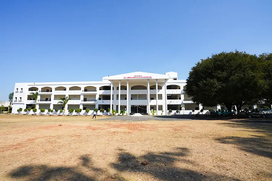 Marathwada Shikshan Prasarak Mandal's Rajmata Jijau Mahavidyalaya: campus photo 2