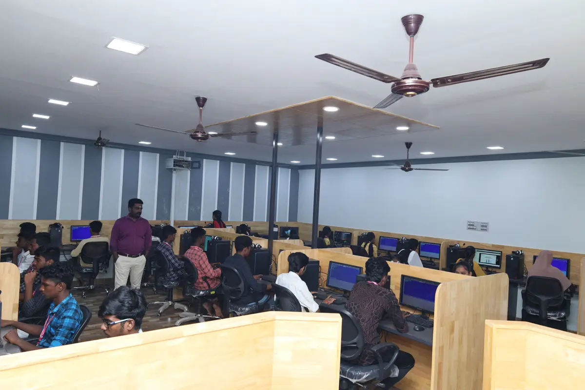 Maruthupandiyar College: campus photo 8