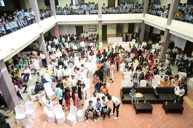 Matoshri Institute of Technology campus photo 8