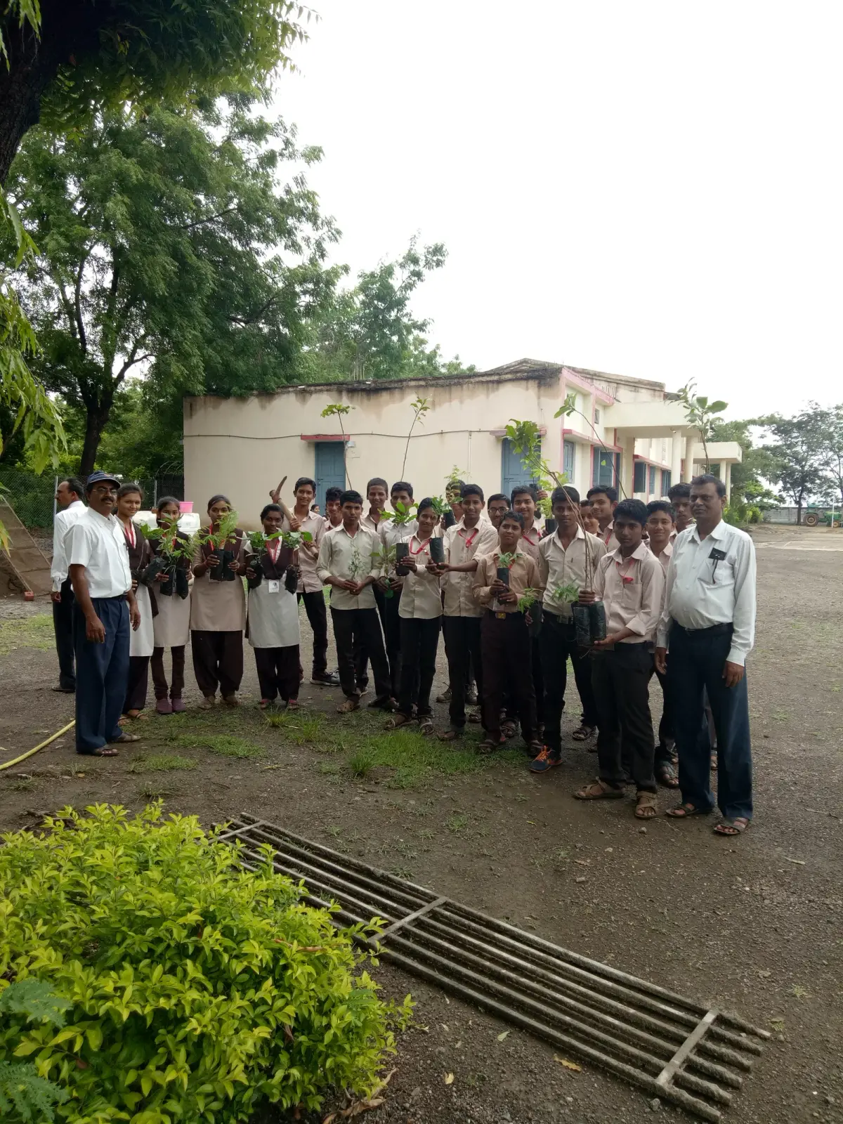 Matoshri Subhadrabai Patil Arts and Late Pandurangji Thakare Commerce College, Manora. campus photo 5