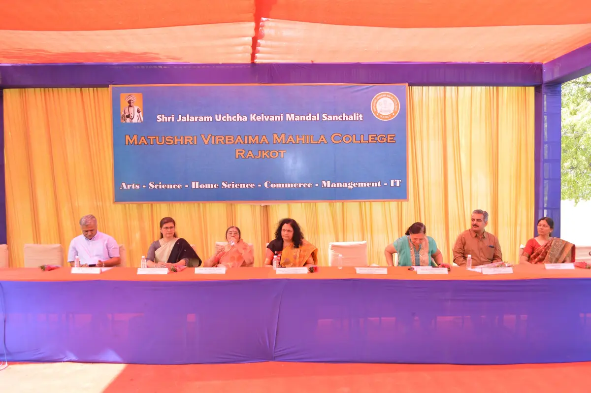 Matushri Virbaima Mahila College of Commerce, Management and IT: campus photo 6