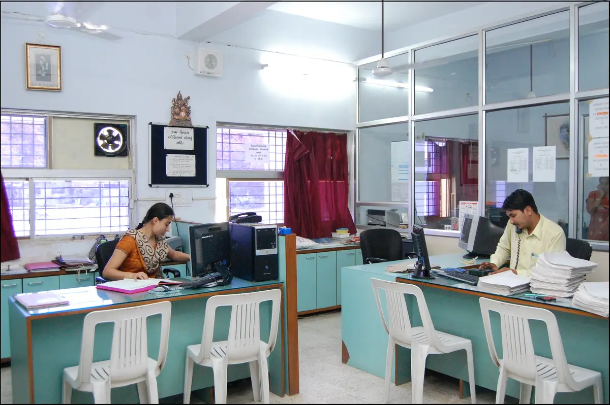 Matushri Virbaima Mahila College of Commerce, Management and IT: campus photo 3