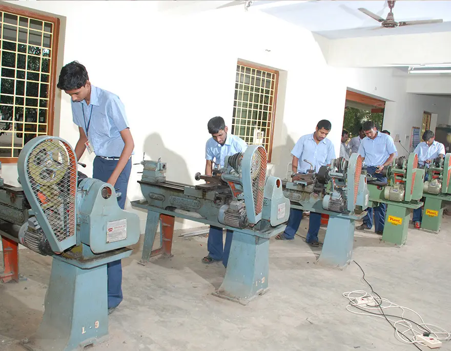 Meenakshi Krishnan Polytechnic College Pammal: campus photo 3