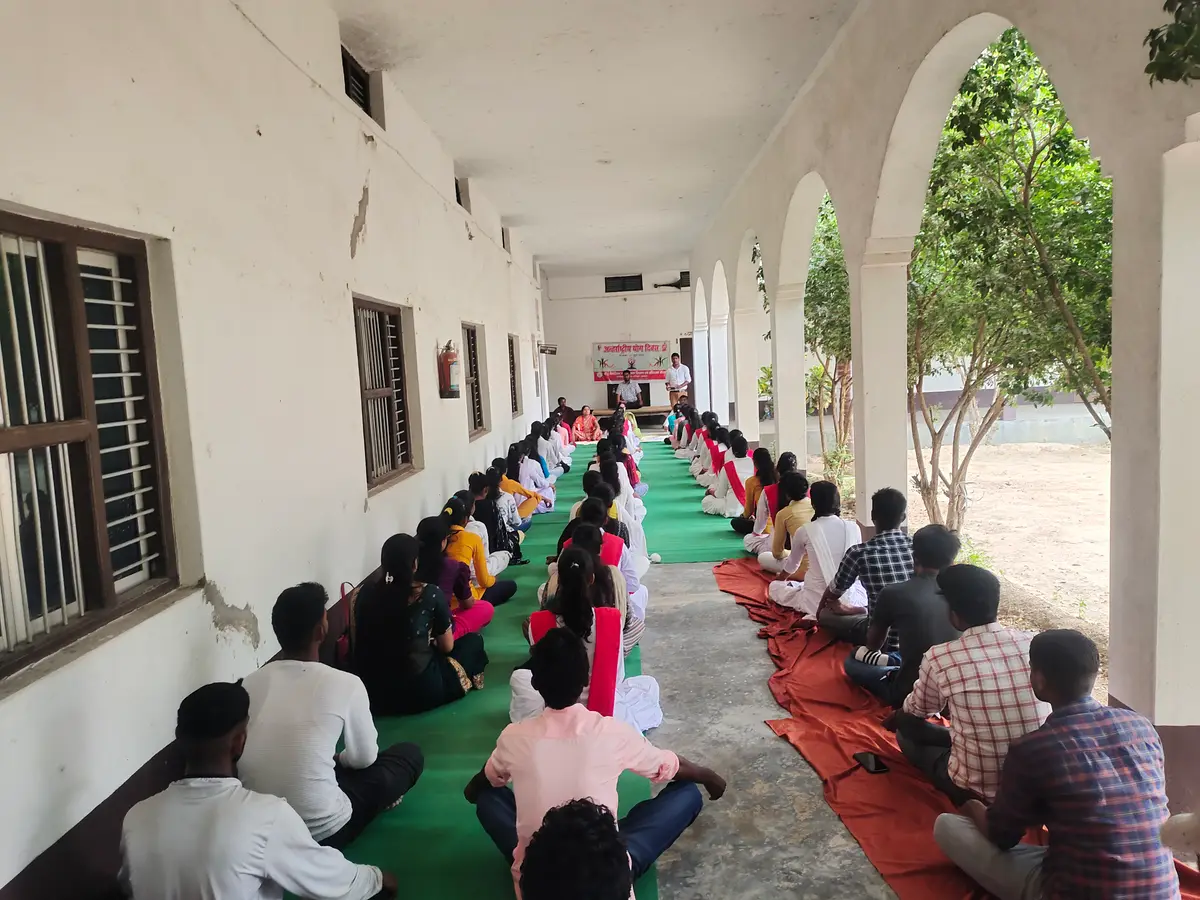 Meera Memorial Mahila Mahavidyalaya: campus photo 8