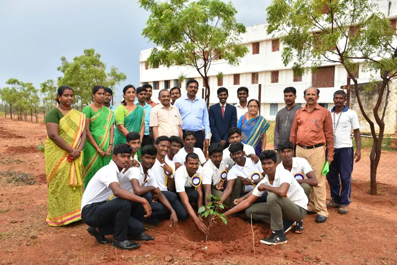 Merit Arts and Science College: campus photo 6