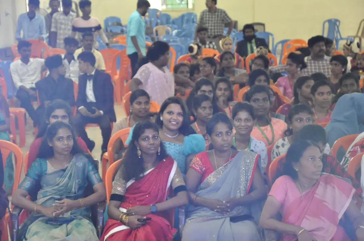 M.E.T Engineering College: campus photo 6