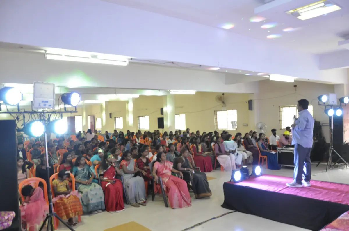 M.E.T Engineering College: campus photo 8