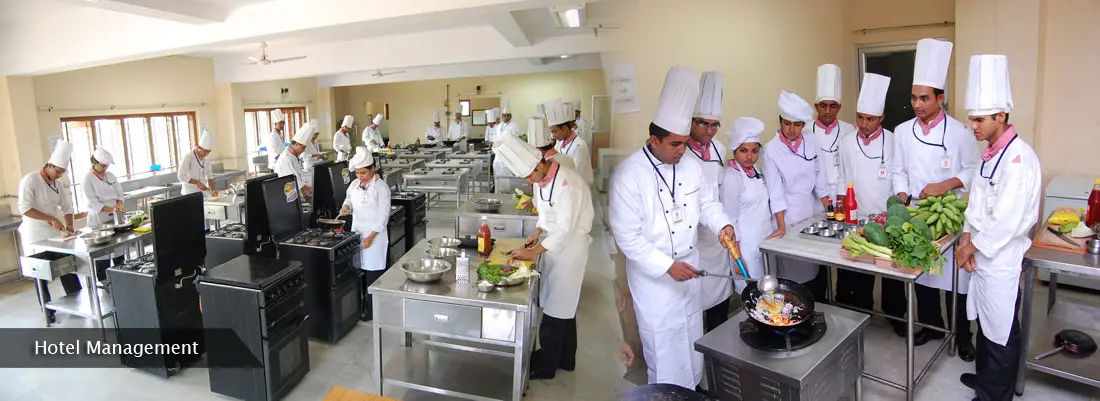 Metropolitan Education Trust - Mata Vaishnodevi College of Arts, Commece And Science campus photo 4