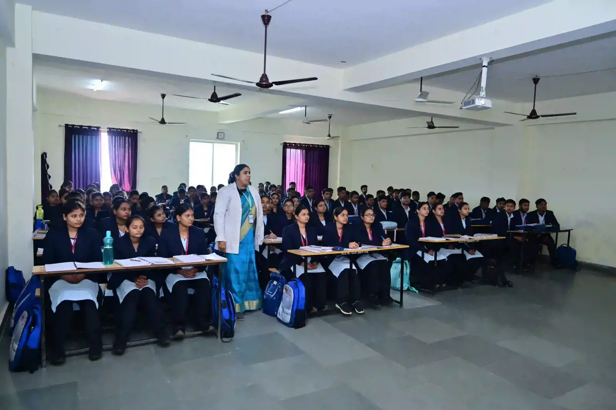 Mgm School of Nursing Katni: campus photo 1