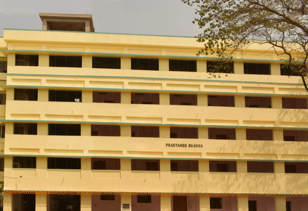 MC campus photo 2