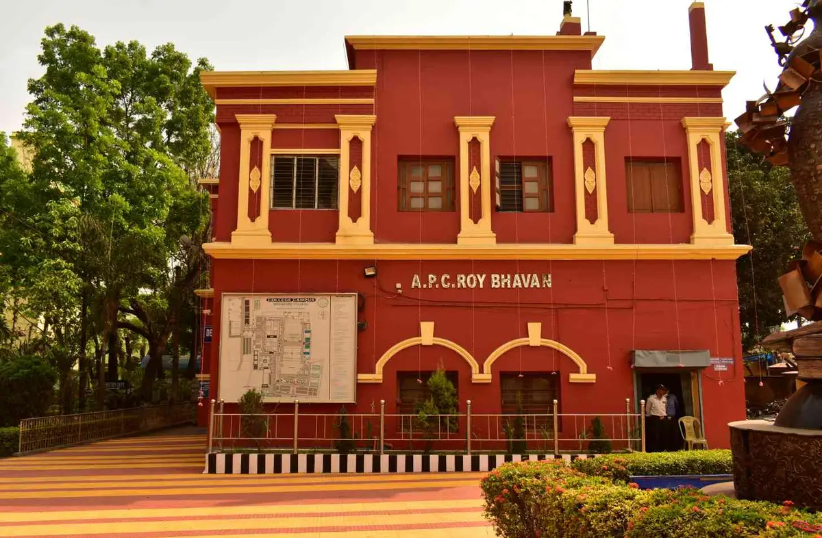 MC campus photo 5
