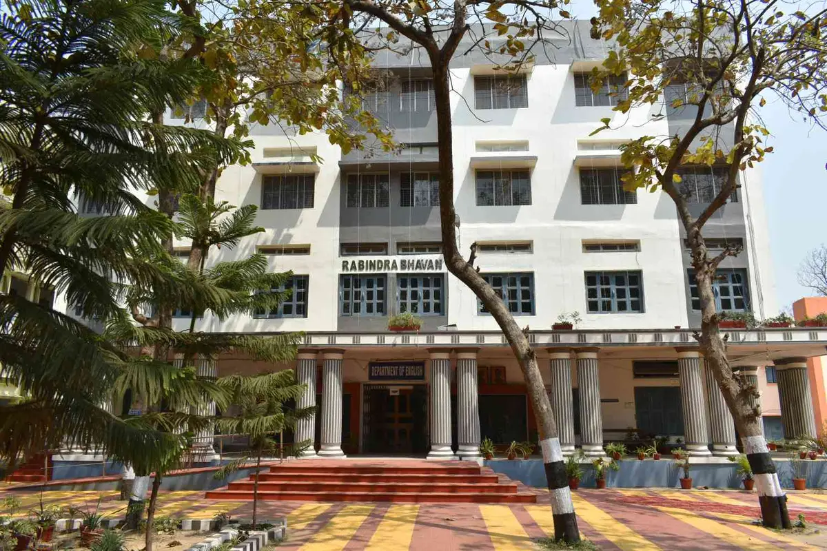 MC campus photo 4