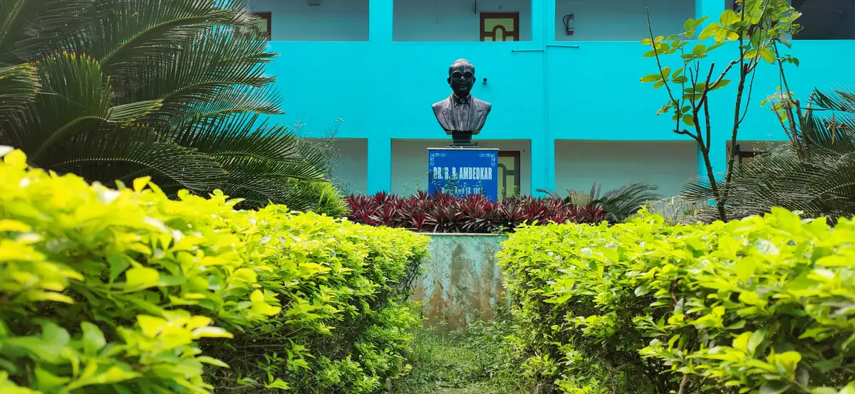 Minakhan Dr.B.R.Ambedkar College of Education: campus photo 2
