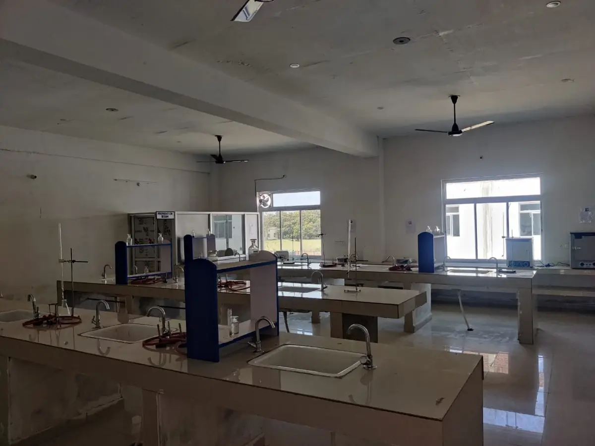 Mission College of Pharmacy Sirishti Bhagatua Varanasi: campus photo 2