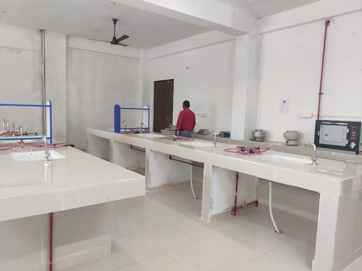 Mission College of Pharmacy Sirishti Bhagatua Varanasi: campus photo 8