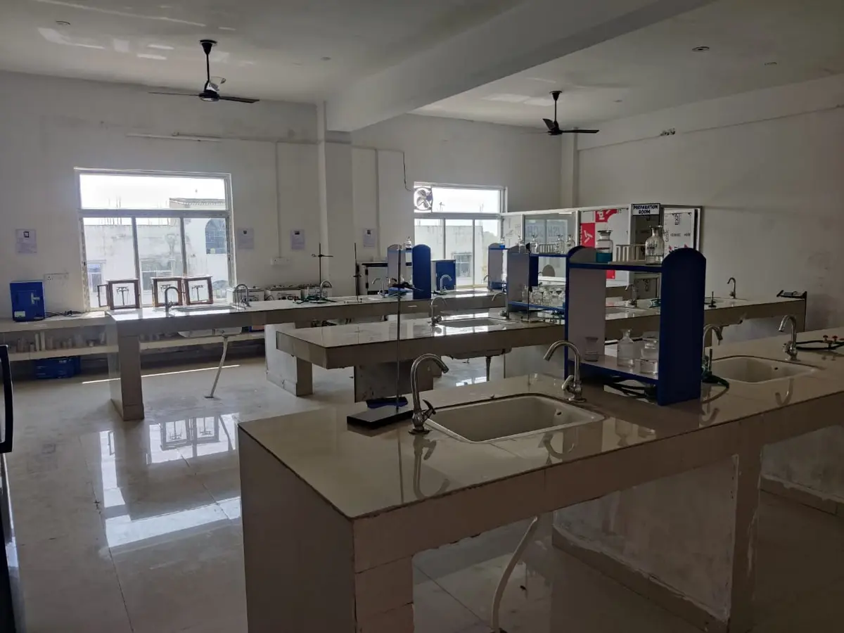 Mission College of Pharmacy Sirishti Bhagatua Varanasi: campus photo 3