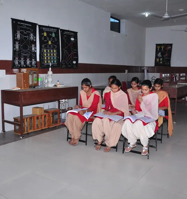 Modern College of Technical Education campus photo 1
