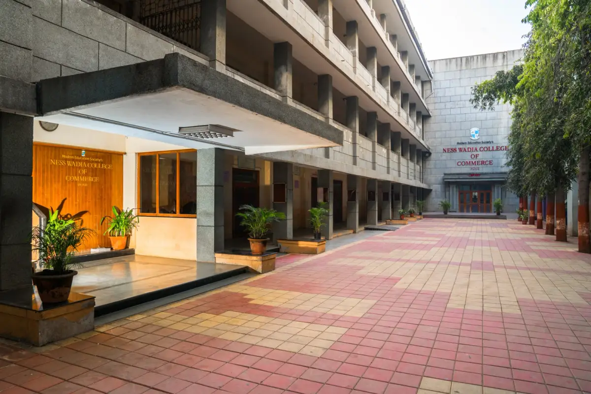 Modern Education Society's Neville Wadia Institute of Management Studies and Research: campus photo 7