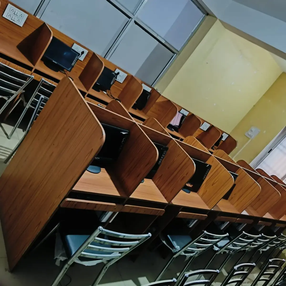 Mona Polytechnic College, Bedarichak: campus photo 6