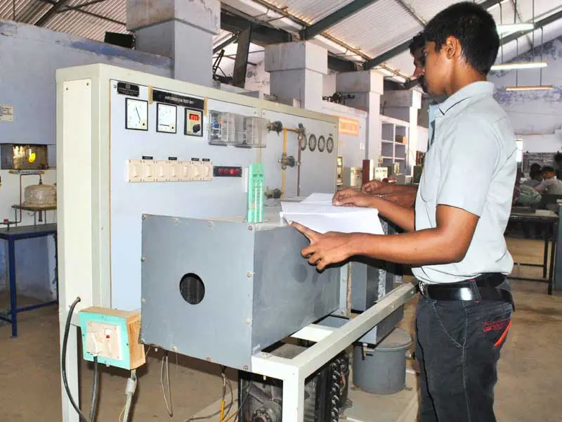 Mookambigai College of Engineering (MCE Keeranur): campus photo 6