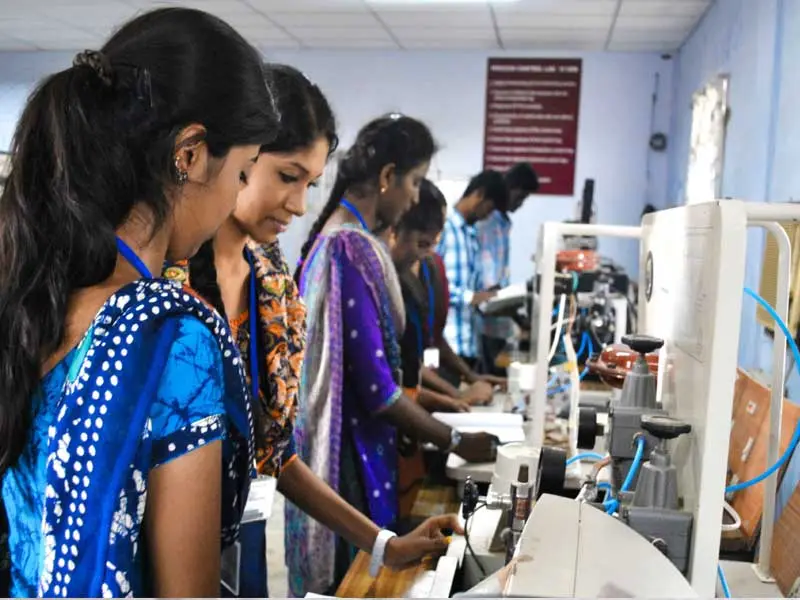 Mookambigai College of Engineering (MCE Keeranur): campus photo 7
