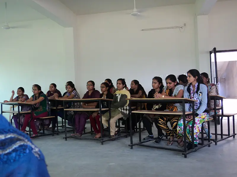 Mother Teresa College of Nursing, Gothva: campus photo 2