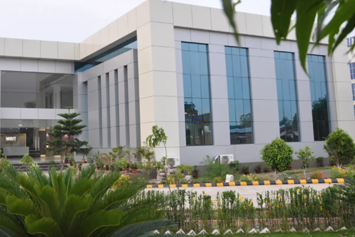 MBIOT campus photo 4