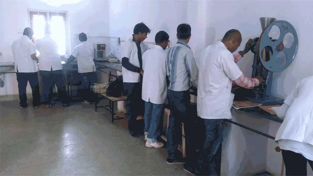 Moulana Abul Kalam Azad College of Pharmacy Navdurga Nagar campus photo 3