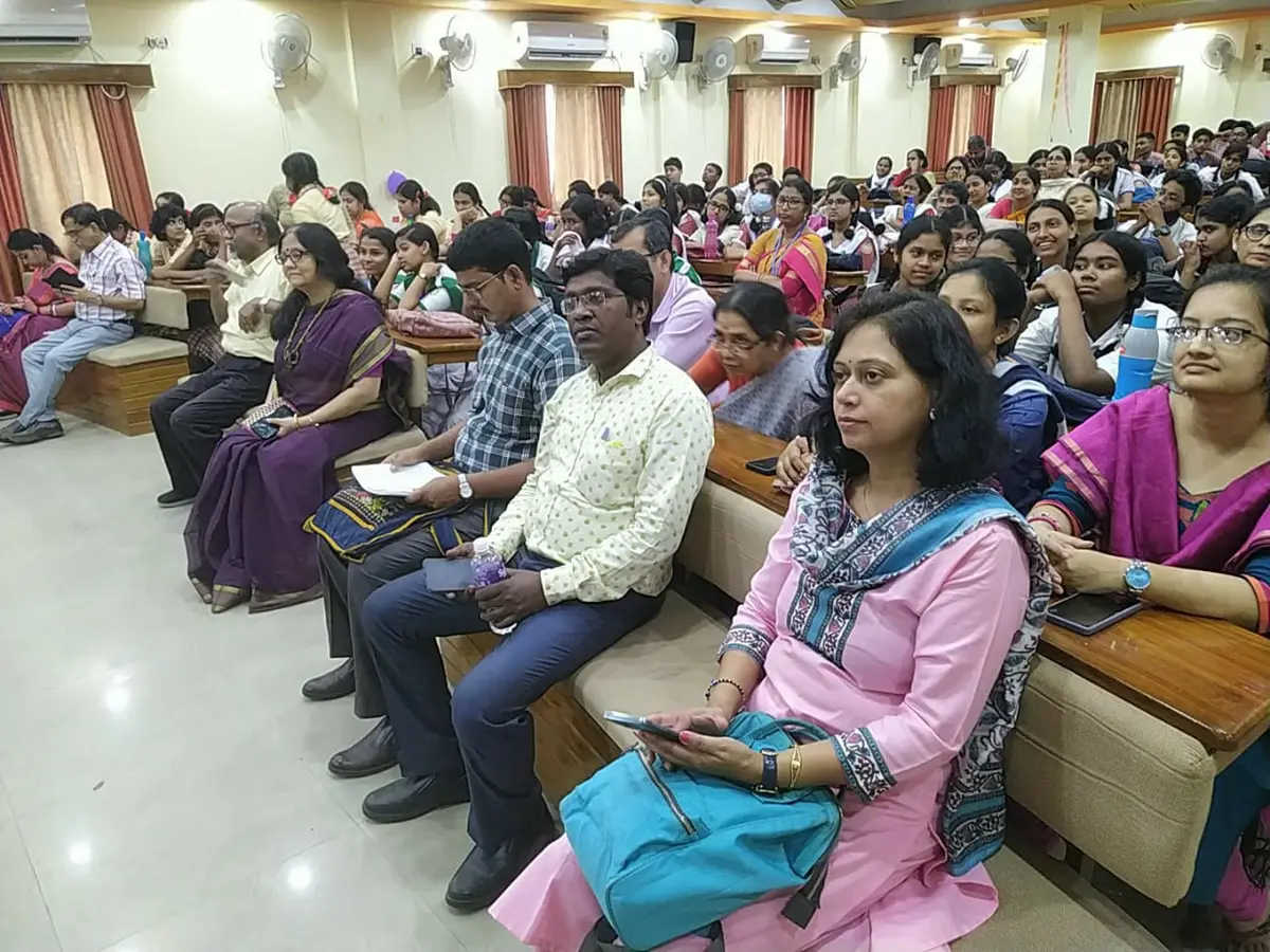 Mrinalini Datta Mahavidyapith: campus photo 6