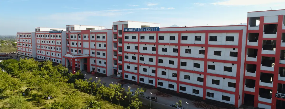 MMU campus photo 3