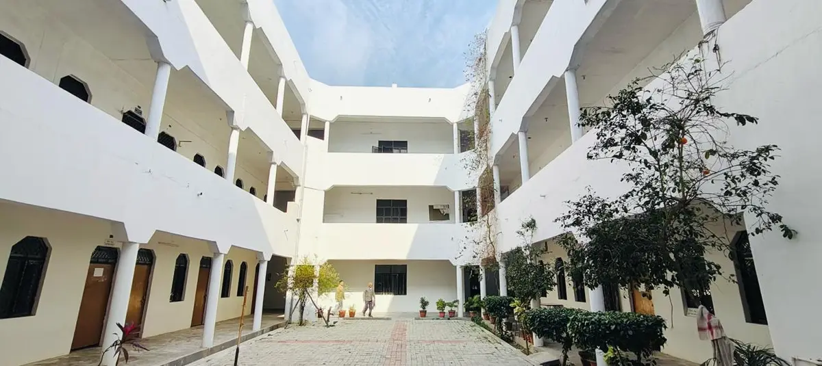 Mukteshwar Prasad Mahavidyalaya: campus photo 2