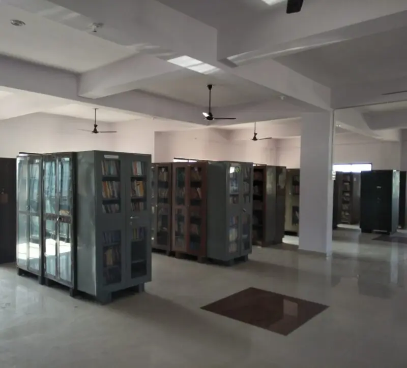 Muni. Arts & Commerce College campus photo 5